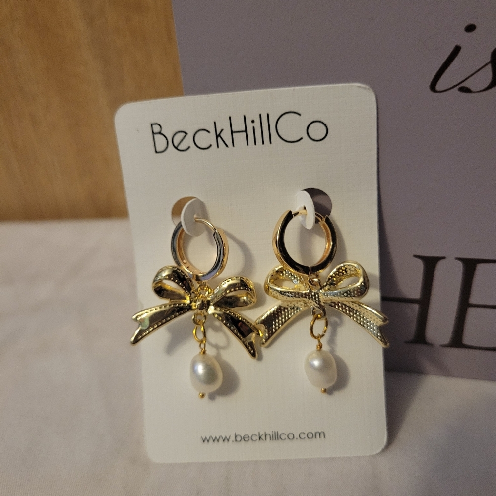 BeckHillCo Gold Bow Earrings with Pearl Drop